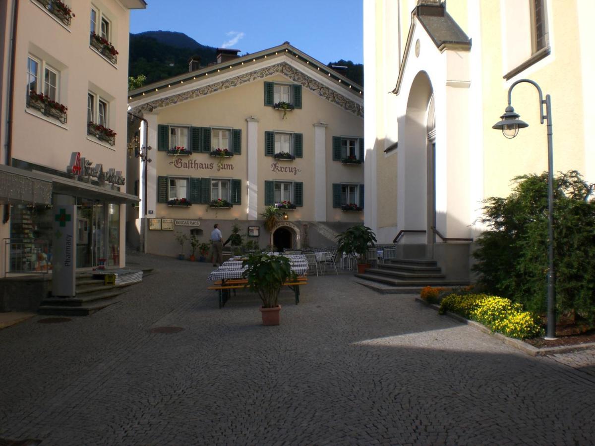 Gasthaus Kreuz Schruns Luaran gambar